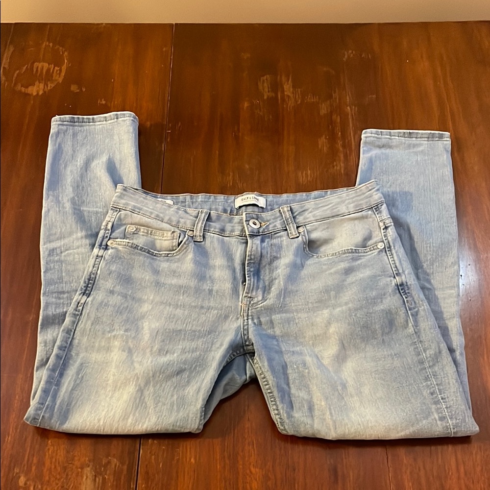 Men’s Light Blue Jeans